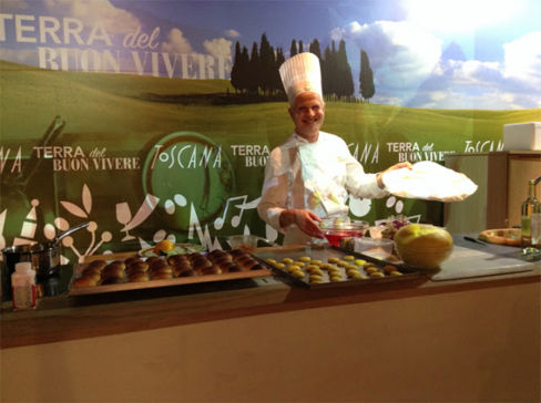 I Dolci del Territorio tra tradizione ed innovazione: le Pesche di Prato ed i biscotti fritti del Maestro Paolo Sacchetti