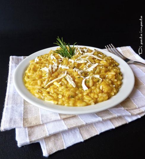 Risotto alla crema di zucca con ricotta salata e rosmarino