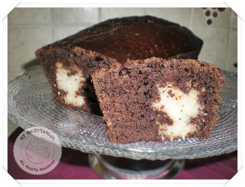 Plumcake al cacao con cuore al cocco