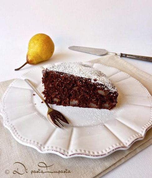 Torta di farro al cioccolato con cocco e pere… senza lattosio