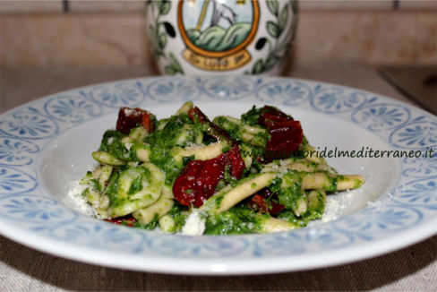 Maritati Pugliesi alle Cime di Broccoli di Rapa e pomodori secchi.