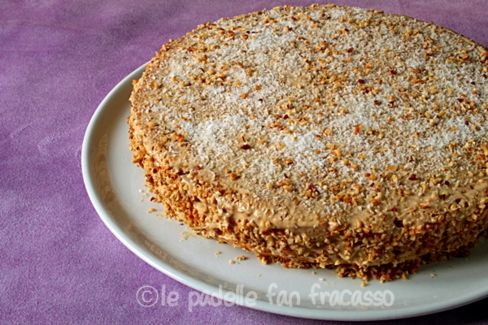 TORTA AL COCCO E CREMA DI NOCCIOLA UN PIACERE EXTRAVERGINE