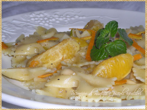 Farfalle con acciughe e arance