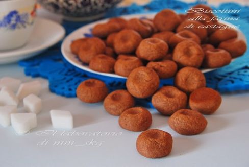 ΜΠΙΣΚΟΤΑΚΙΑ ΜΕ ΑΛΕΥΡΙ ΑΠΟ ΚΑΣΤΑΝΑ  ♦♦  BISCOTTINI ALLA FARINA DI CASTAGNE