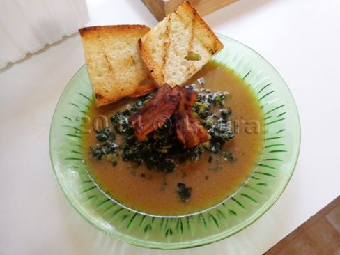 Vellutata di fave e cicoria