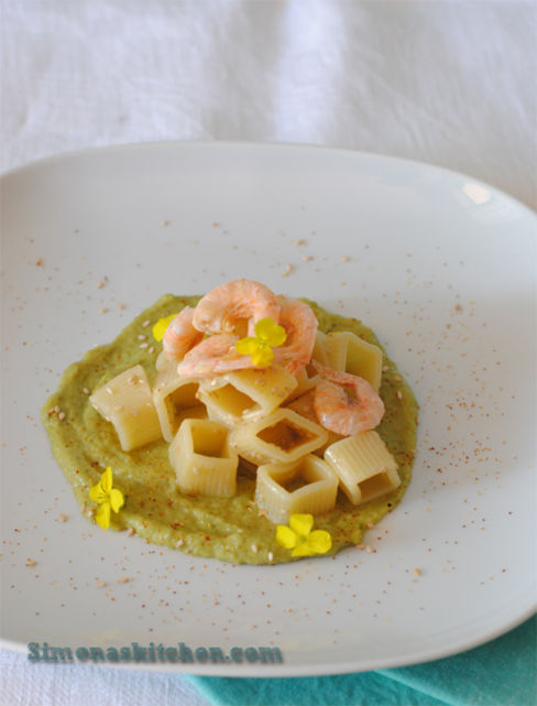 Soqquadri Verrigni con Crema di Zucchine e Gamberi Cotti al Vapore di Thè- Verrigni Soqquadri with Zucchini Cream and Tea Steamed Shrimps