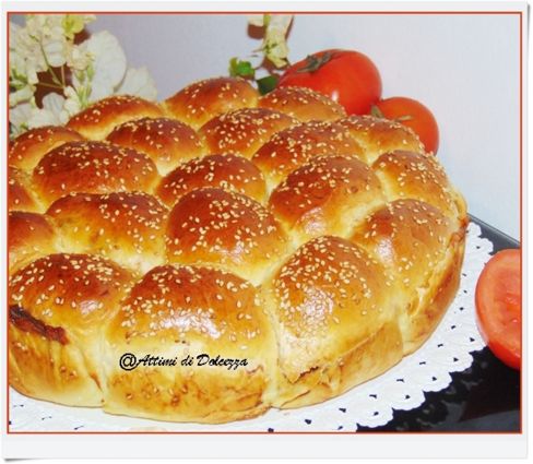 DANUBIO SALATO CON POMODORO E MOZZARELLA