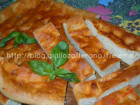 Focaccia pizzaiola