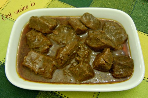 Spezzatino al vino rosso e…strangozzi umbri