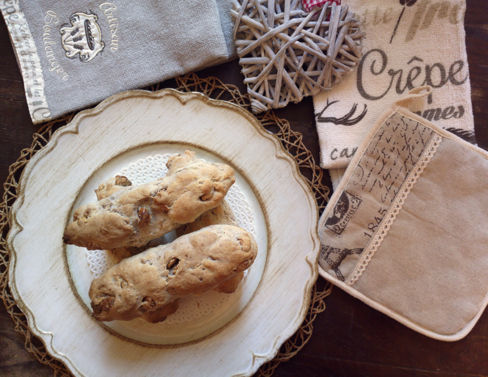 Filoncini rustici di pane alle noci