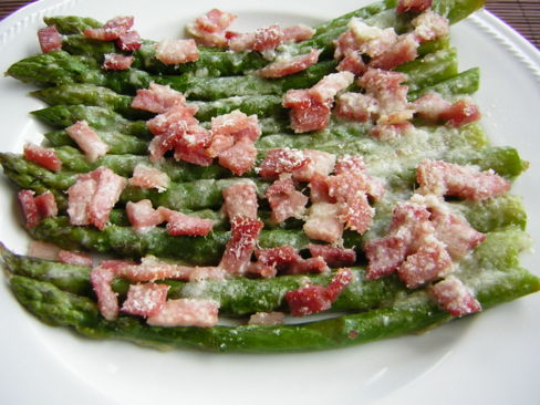 Asparagi gratinati