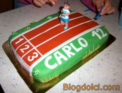 Torta di compleanno: il podista