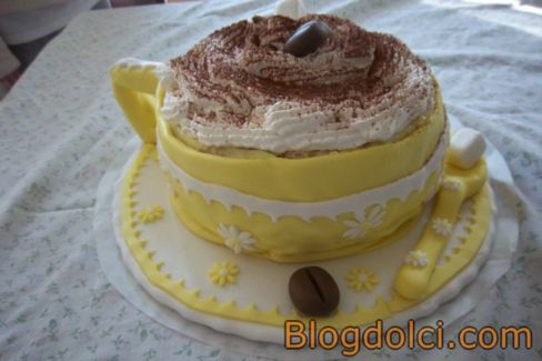 Torta “tazza di caffè con panna”