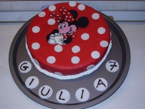 Torta Minnie per festeggiare Giulia