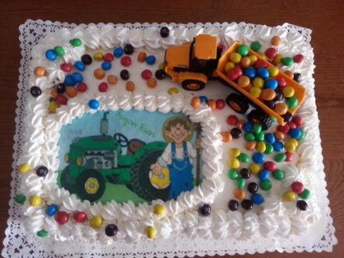Torta compleanno con trattore