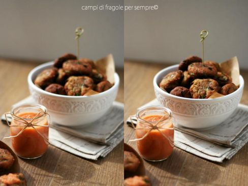 Polpette di melanzane con salsina al pomodoro, cetrioli e cipolla rossa