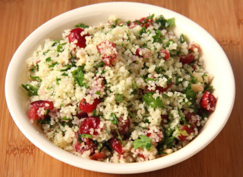 Cous cous con pomodorini e prezzemolo