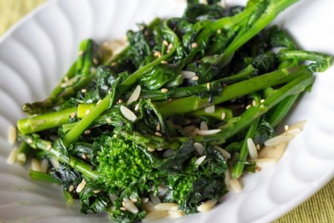 Broccoletti affogati alla napoletana