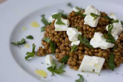 Insalata di lenticchie e mozzarella