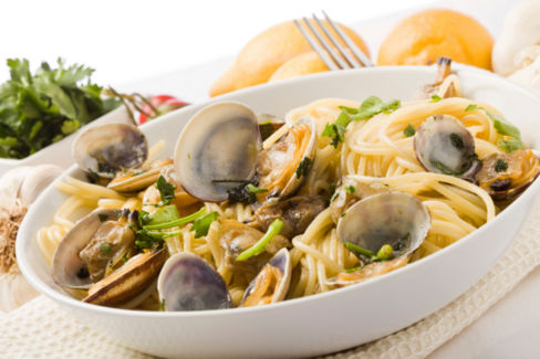 Spaghetti con le vongole di Cannavacciuolo