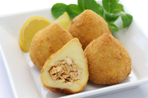 Coxinha, l’antipasto brasiliano da preparare per i Mondiali 2014