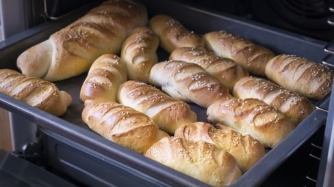 Come fare il pane con la pasta madre in casa: ricetta