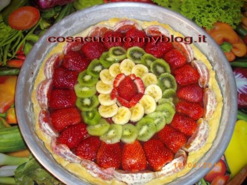 Crostata di frutta in gelatina all'arancia