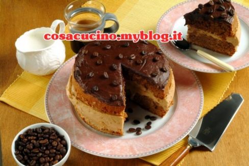 Torta al caffe, alta e soffice. La ricetta passo passo con foto