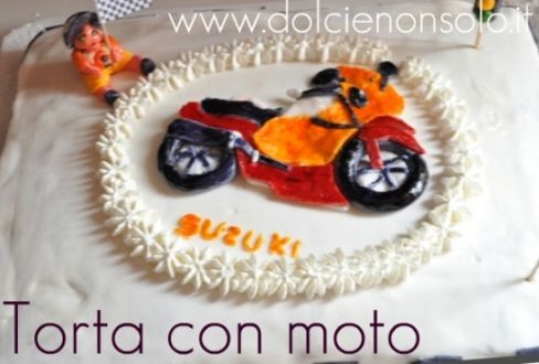 Torta con moto