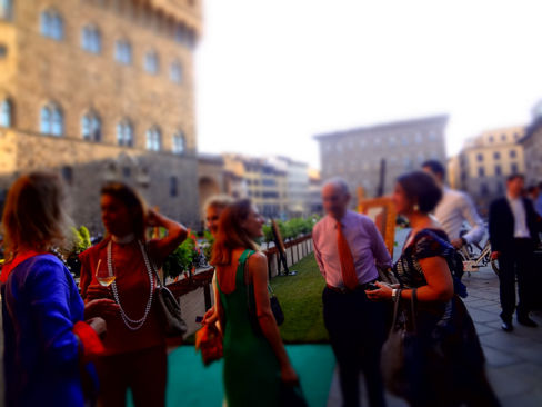 Metti una sera una vigna in Piazza della Signoria…Il regalo per i 10 anni del Ristorante Dei Frescobaldi alla città e al futuro