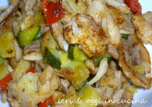 Kebab di pollo con verdure