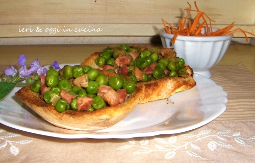 Piselli al prosciutto per crostini