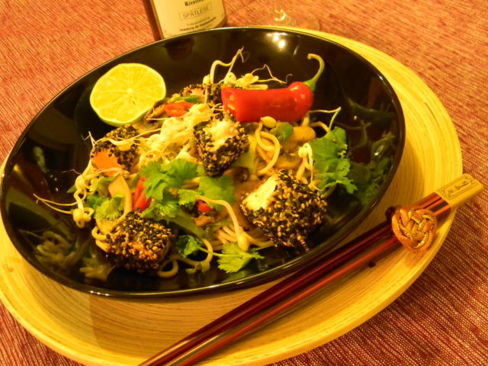 Salmone al Sesamo con Noodles Asian Style!