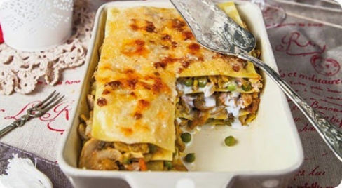Le sagne chine, o lasagne imbottite, sono un piatto tradizionale della cucina calabrese.