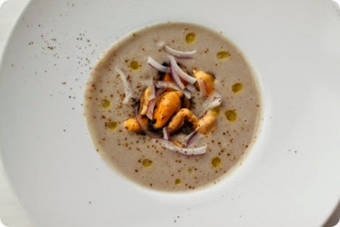 Crema di fagioli e cozze.
