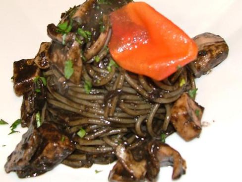 Senza parole: spaghetti al nero di seppia