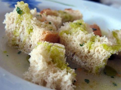 Avanzi | Pane e acqua di cozze.