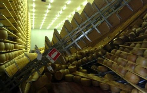 Parmigiano e Grana: danni per 100 milioni di euro causa terremoto