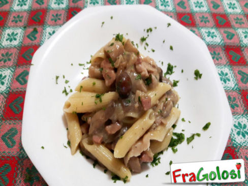 PASTA FUNGHI E PANCETTA