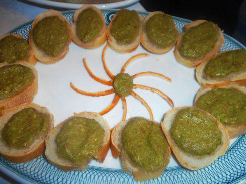 CROSTINI CON AVOCADO