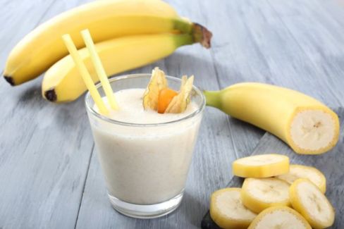 Smoothie al latte di cocco e banane