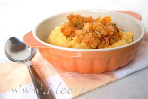 Ricetta Polenta con patate con sugo di porri e patate