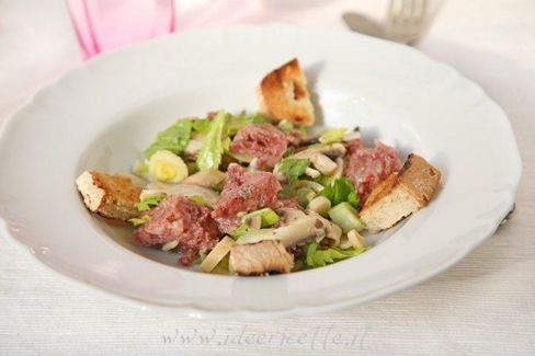 Ricetta Insalata estiva con Zampone di Modena, sedano e funghi champignon