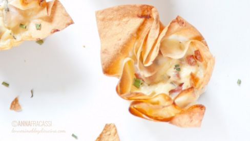 Bicchierini di pasta fillo con yogurt e speck