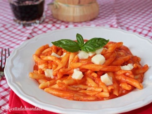 Strozzapreti alla Sorrentina