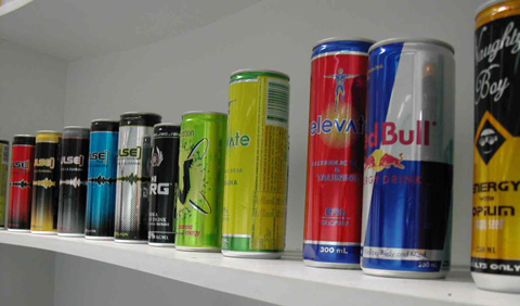 Energy drink alcolici, vietata la produzione