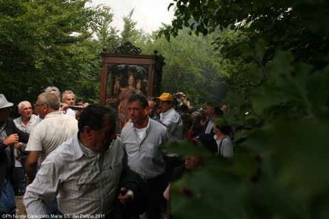 Sacro e profano sul Pollino. Mangi e bevi per devozione!