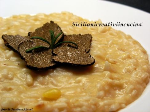 Risotto con patate, taleggio e tartufo nero