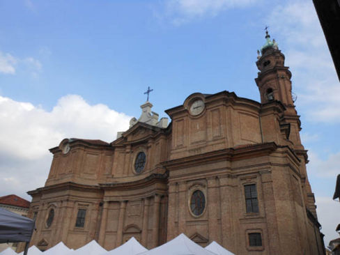 Due Golose in fiera a Carignano: il Ciapinabò