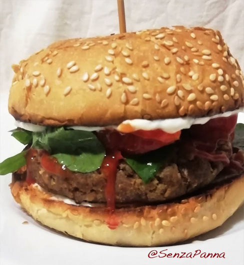 Burger vegano proteico. La ricetta del lunedì.